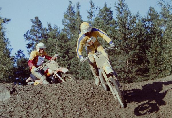 H.Everts edellä ja Hans Maisch perässä